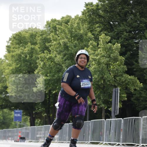 29.06.2025 - hella hamburg halbmarathon Jannik Wohlers http://msf.ph/oto/8144927 29.06.2025 09:08:08 Lombardsbrücke  meine-sportfotos.de