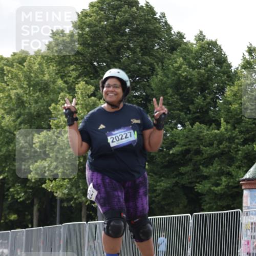 29.06.2025 - hella hamburg halbmarathon Jannik Wohlers http://msf.ph/oto/8144977 29.06.2025 09:08:09 Lombardsbrücke  meine-sportfotos.de