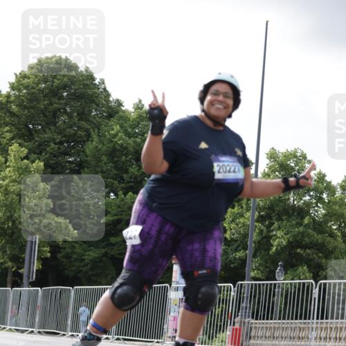 29.06.2025 - hella hamburg halbmarathon Jannik Wohlers http://msf.ph/oto/8145033 29.06.2025 09:08:09 Lombardsbrücke  meine-sportfotos.de