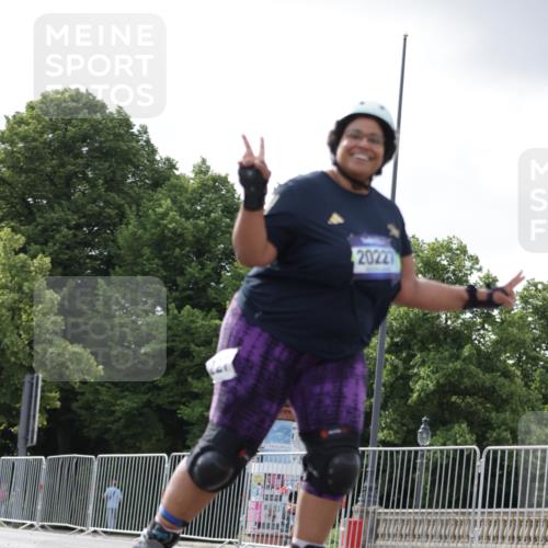 29.06.2025 - hella hamburg halbmarathon Jannik Wohlers http://msf.ph/oto/8145037 29.06.2025 09:08:09 Lombardsbrücke  meine-sportfotos.de