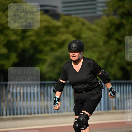 29.06.2025 - hella hamburg halbmarathon Dr. Thomas Lammeyer http://msf.ph/oto/8145055 29.06.2025 09:10:27 Kennedybrücke  meine-sportfotos.de