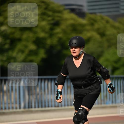 29.06.2025 - hella hamburg halbmarathon Dr. Thomas Lammeyer http://msf.ph/oto/8145062 29.06.2025 09:10:27 Kennedybrücke  meine-sportfotos.de
