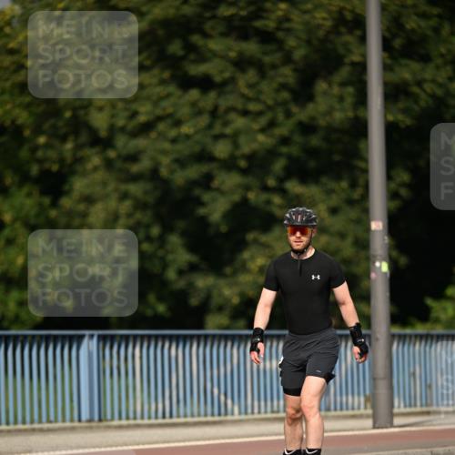 29.06.2025 - hella hamburg halbmarathon Dr. Thomas Lammeyer http://msf.ph/oto/8145095 29.06.2025 09:10:44 Kennedybrücke  meine-sportfotos.de