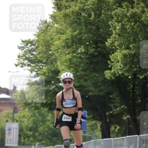 29.06.2025 - hella hamburg halbmarathon Jannik Wohlers http://msf.ph/oto/8145098 29.06.2025 09:08:14 Lombardsbrücke  meine-sportfotos.de