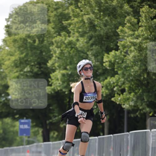 29.06.2025 - hella hamburg halbmarathon Jannik Wohlers http://msf.ph/oto/8145179 29.06.2025 09:08:15 Lombardsbrücke  meine-sportfotos.de
