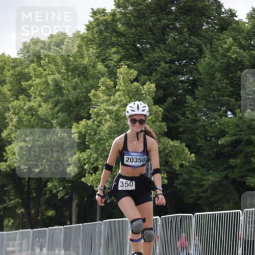 29.06.2025 - hella hamburg halbmarathon Jannik Wohlers http://msf.ph/oto/8145231 29.06.2025 09:08:16 Lombardsbrücke  meine-sportfotos.de