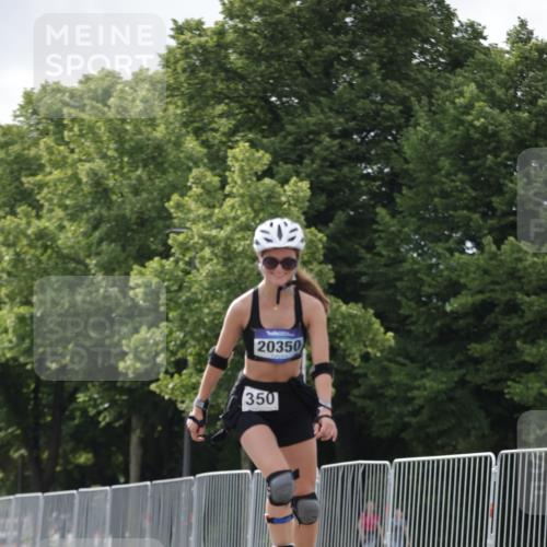 29.06.2025 - hella hamburg halbmarathon Jannik Wohlers http://msf.ph/oto/8145236 29.06.2025 09:08:16 Lombardsbrücke  meine-sportfotos.de