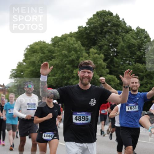 29.06.2025 - hella hamburg halbmarathon Jannik Wohlers http://msf.ph/oto/8145268 29.06.2025 10:46:58 Lombardsbrücke 1434, 1463, 1523, 1704, 2148, 2407, 2537, 2994, 3339, 4184, 4325, 4806, 4895, 4974, 4975, 5895, 6255, 6256, 6879, 6995, 7403, 7430, 7431, 7630, 7631, 8105, 8131, 8270, 8915, 8953, 9018, 9273, 9557, 9969, 9972, 10075, 10206, 10903, 11276, 11378, 11458, 11738, 12989, 13172, 13349, 13430, 13431, 13737, 13806, 13819, 13830, 13898, 13909, 14441, 14516, 14517, 15413, 16337, 16552, 17015, 17122, 17514, 18258, 18415, 18753, 18781, 18852, 18858 meine-sportfotos.de