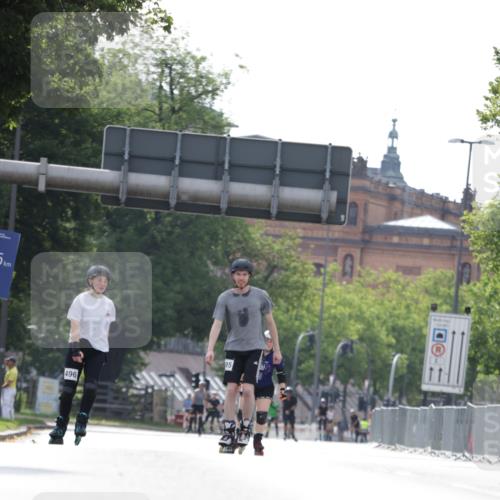 29.06.2025 - hella hamburg halbmarathon Jannik Wohlers http://msf.ph/oto/8145270 29.06.2025 09:08:29 Lombardsbrücke  meine-sportfotos.de