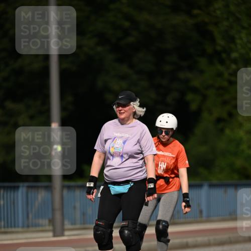 29.06.2025 - hella hamburg halbmarathon Dr. Thomas Lammeyer http://msf.ph/oto/8145283 29.06.2025 09:13:52 Kennedybrücke  meine-sportfotos.de