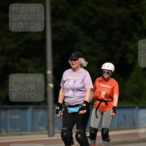 29.06.2025 - hella hamburg halbmarathon Dr. Thomas Lammeyer http://msf.ph/oto/8145288 29.06.2025 09:13:52 Kennedybrücke  meine-sportfotos.de