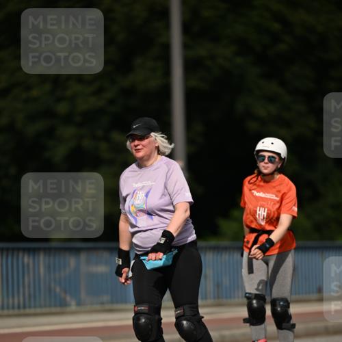 29.06.2025 - hella hamburg halbmarathon Dr. Thomas Lammeyer http://msf.ph/oto/8145324 29.06.2025 09:13:52 Kennedybrücke  meine-sportfotos.de