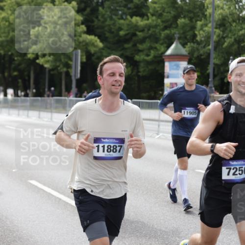 29.06.2025 - hella hamburg halbmarathon Jannik Wohlers http://msf.ph/oto/8145344 29.06.2025 10:10:12 Lombardsbrücke 1573, 4389, 5440, 5990, 5991, 7250, 7685, 9681, 11355, 11887, 11904, 11905, 12008, 12629, 13825, 13901, 14679, 16166, 16344, 17532, 17730, 18949, 19023 meine-sportfotos.de