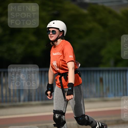 29.06.2025 - hella hamburg halbmarathon Dr. Thomas Lammeyer http://msf.ph/oto/8145379 29.06.2025 09:13:54 Kennedybrücke  meine-sportfotos.de