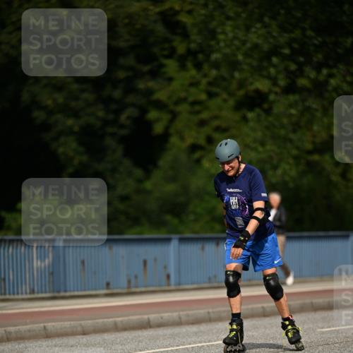 29.06.2025 - hella hamburg halbmarathon Dr. Thomas Lammeyer http://msf.ph/oto/8145390 29.06.2025 09:14:07 Kennedybrücke  meine-sportfotos.de
