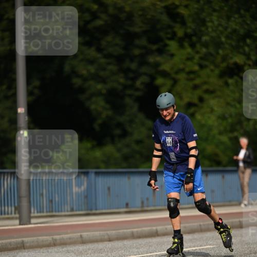 29.06.2025 - hella hamburg halbmarathon Dr. Thomas Lammeyer http://msf.ph/oto/8145397 29.06.2025 09:14:07 Kennedybrücke  meine-sportfotos.de