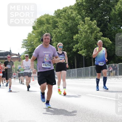 29.06.2025 - hella hamburg halbmarathon Jannik Wohlers http://msf.ph/oto/8145509 29.06.2025 10:10:23 Lombardsbrücke 1166, 1186, 1781, 4389, 5990, 5991, 7250, 9169, 9681, 9829, 11355, 11887, 11904, 11905, 12426, 12629, 13588, 13594, 13825, 14270, 15214, 16808, 17532, 18949 meine-sportfotos.de