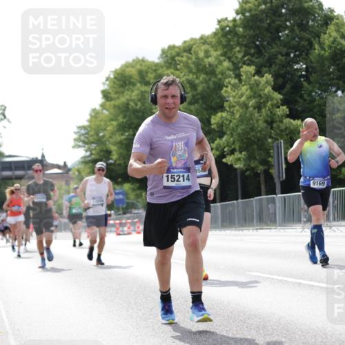 29.06.2025 - hella hamburg halbmarathon Jannik Wohlers http://msf.ph/oto/8145516 29.06.2025 10:10:24 Lombardsbrücke 1166, 1186, 1781, 4389, 5990, 5991, 7250, 9169, 9829, 11355, 11887, 11904, 11905, 12426, 12629, 12790, 13588, 13594, 13825, 14270, 15214, 16808, 17532, 18949 meine-sportfotos.de