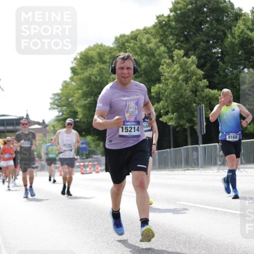 29.06.2025 - hella hamburg halbmarathon Jannik Wohlers http://msf.ph/oto/8145521 29.06.2025 10:10:24 Lombardsbrücke 1166, 1186, 1781, 4389, 5990, 5991, 7250, 9169, 9829, 11355, 11887, 11904, 11905, 12426, 12629, 12790, 13588, 13594, 13825, 14270, 15214, 16808, 17532, 18949 meine-sportfotos.de