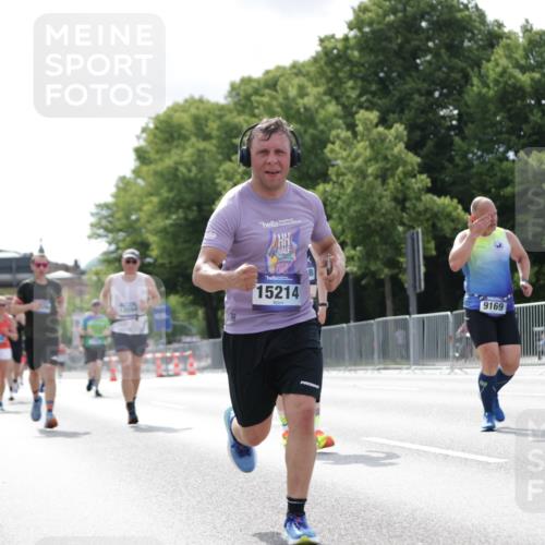 29.06.2025 - hella hamburg halbmarathon Jannik Wohlers http://msf.ph/oto/8145528 29.06.2025 10:10:24 Lombardsbrücke 1166, 1186, 1781, 4389, 5990, 5991, 7250, 9169, 9829, 11355, 11887, 11904, 11905, 12426, 12629, 12790, 13588, 13594, 13825, 14270, 15214, 16808, 17532, 18949 meine-sportfotos.de