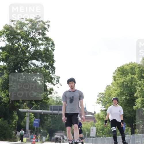 29.06.2025 - hella hamburg halbmarathon Jannik Wohlers http://msf.ph/oto/8145533 29.06.2025 09:08:35 Lombardsbrücke  meine-sportfotos.de