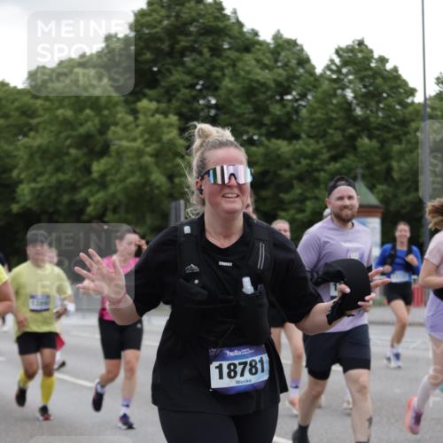 29.06.2025 - hella hamburg halbmarathon Jannik Wohlers http://msf.ph/oto/8145542 29.06.2025 10:47:04 Lombardsbrücke 1434, 1463, 1523, 1704, 2148, 2407, 2882, 2994, 3339, 4037, 4325, 4423, 4806, 4895, 4974, 4975, 5621, 5622, 5895, 6255, 6256, 6995, 7403, 7630, 7631, 8105, 8270, 8915, 8953, 9018, 9273, 9969, 9972, 10075, 10206, 11276, 11351, 11378, 11458, 11730, 11738, 13349, 13737, 13806, 13830, 13898, 13909, 14197, 14441, 14516, 14517, 15413, 15543, 16018, 16337, 16552, 16686, 17122, 17216, 17514, 18258, 18415, 18623, 18781, 18852, 18858 meine-sportfotos.de