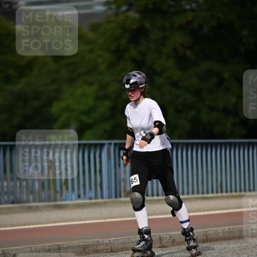 29.06.2025 - hella hamburg halbmarathon Dr. Thomas Lammeyer http://msf.ph/oto/8145576 29.06.2025 09:14:24 Kennedybrücke  meine-sportfotos.de
