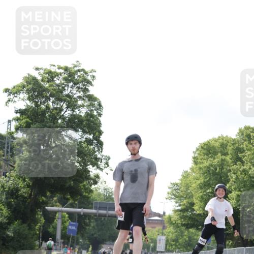 29.06.2025 - hella hamburg halbmarathon Jannik Wohlers http://msf.ph/oto/8145588 29.06.2025 09:08:35 Lombardsbrücke  meine-sportfotos.de