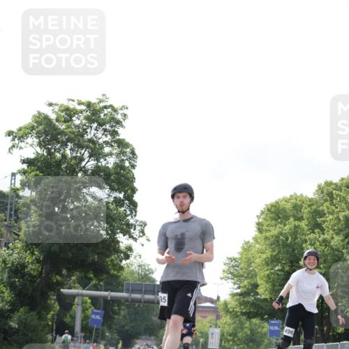 29.06.2025 - hella hamburg halbmarathon Jannik Wohlers http://msf.ph/oto/8145606 29.06.2025 09:08:35 Lombardsbrücke  meine-sportfotos.de