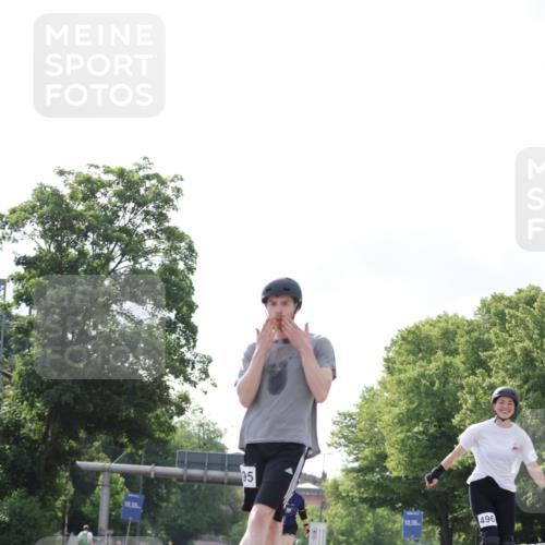 29.06.2025 - hella hamburg halbmarathon Jannik Wohlers http://msf.ph/oto/8145630 29.06.2025 09:08:36 Lombardsbrücke  meine-sportfotos.de