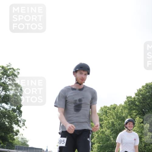 29.06.2025 - hella hamburg halbmarathon Jannik Wohlers http://msf.ph/oto/8145684 29.06.2025 09:08:36 Lombardsbrücke  meine-sportfotos.de