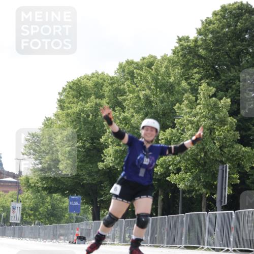 29.06.2025 - hella hamburg halbmarathon Jannik Wohlers http://msf.ph/oto/8145729 29.06.2025 09:08:38 Lombardsbrücke  meine-sportfotos.de