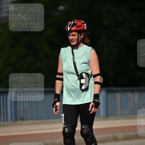 29.06.2025 - hella hamburg halbmarathon Dr. Thomas Lammeyer http://msf.ph/oto/8145734 29.06.2025 09:14:28 Kennedybrücke  meine-sportfotos.de