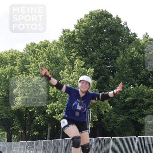 29.06.2025 - hella hamburg halbmarathon Jannik Wohlers http://msf.ph/oto/8145770 29.06.2025 09:08:39 Lombardsbrücke  meine-sportfotos.de