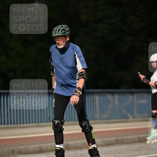 29.06.2025 - hella hamburg halbmarathon Dr. Thomas Lammeyer http://msf.ph/oto/8145773 29.06.2025 09:14:32 Kennedybrücke  meine-sportfotos.de