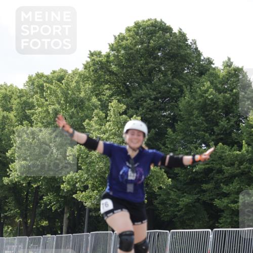 29.06.2025 - hella hamburg halbmarathon Jannik Wohlers http://msf.ph/oto/8145780 29.06.2025 09:08:39 Lombardsbrücke  meine-sportfotos.de