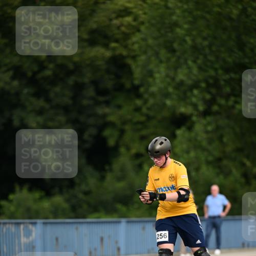 29.06.2025 - hella hamburg halbmarathon Dr. Thomas Lammeyer http://msf.ph/oto/8145920 29.06.2025 09:14:57 Kennedybrücke  meine-sportfotos.de