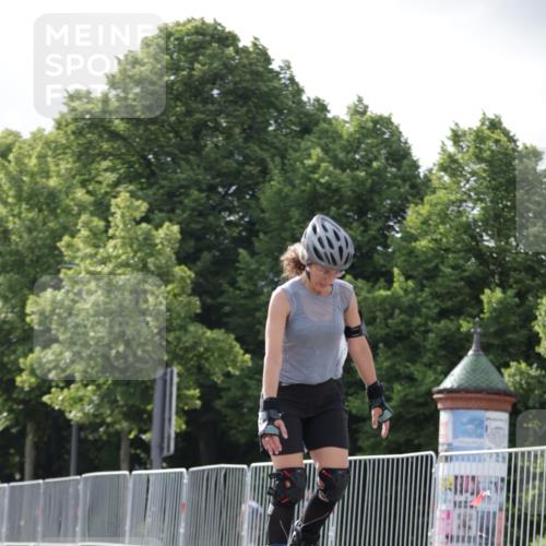 29.06.2025 - hella hamburg halbmarathon Jannik Wohlers http://msf.ph/oto/8145922 29.06.2025 09:08:54 Lombardsbrücke  meine-sportfotos.de