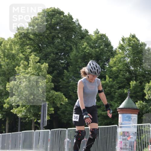 29.06.2025 - hella hamburg halbmarathon Jannik Wohlers http://msf.ph/oto/8145925 29.06.2025 09:08:54 Lombardsbrücke  meine-sportfotos.de