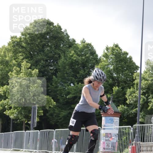 29.06.2025 - hella hamburg halbmarathon Jannik Wohlers http://msf.ph/oto/8145941 29.06.2025 09:08:54 Lombardsbrücke  meine-sportfotos.de