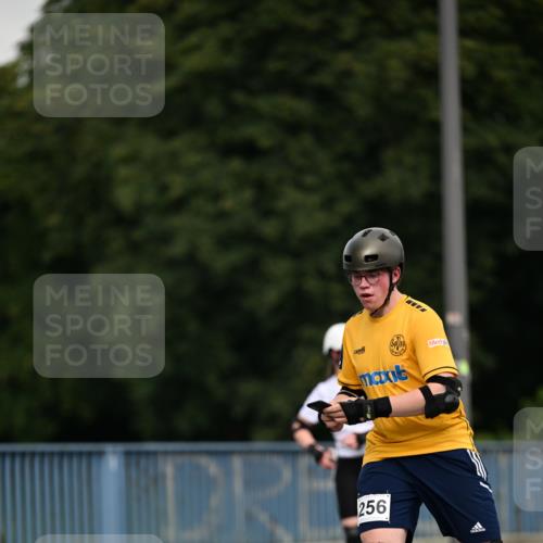 29.06.2025 - hella hamburg halbmarathon Dr. Thomas Lammeyer http://msf.ph/oto/8145997 29.06.2025 09:14:59 Kennedybrücke  meine-sportfotos.de