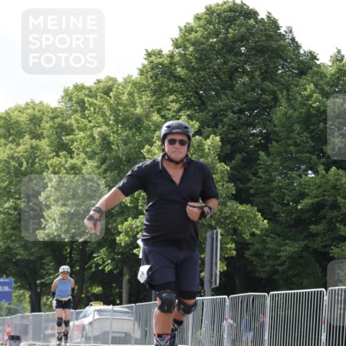 29.06.2025 - hella hamburg halbmarathon Jannik Wohlers http://msf.ph/oto/8146071 29.06.2025 09:08:59 Lombardsbrücke  meine-sportfotos.de