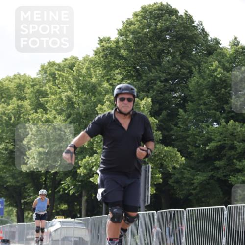 29.06.2025 - hella hamburg halbmarathon Jannik Wohlers http://msf.ph/oto/8146075 29.06.2025 09:08:59 Lombardsbrücke  meine-sportfotos.de
