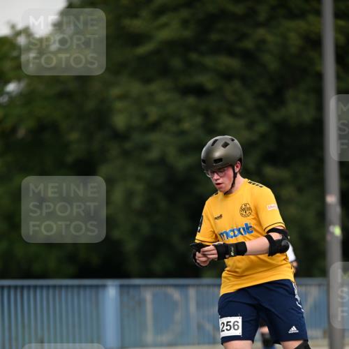 29.06.2025 - hella hamburg halbmarathon Dr. Thomas Lammeyer http://msf.ph/oto/8146079 29.06.2025 09:14:59 Kennedybrücke  meine-sportfotos.de