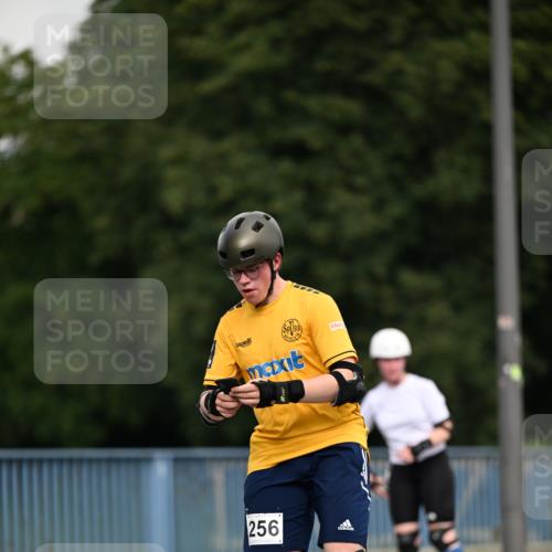 29.06.2025 - hella hamburg halbmarathon Dr. Thomas Lammeyer http://msf.ph/oto/8146083 29.06.2025 09:14:59 Kennedybrücke  meine-sportfotos.de