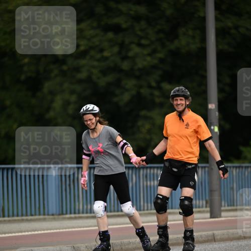 29.06.2025 - hella hamburg halbmarathon Dr. Thomas Lammeyer http://msf.ph/oto/8146088 29.06.2025 09:15:26 Kennedybrücke  meine-sportfotos.de