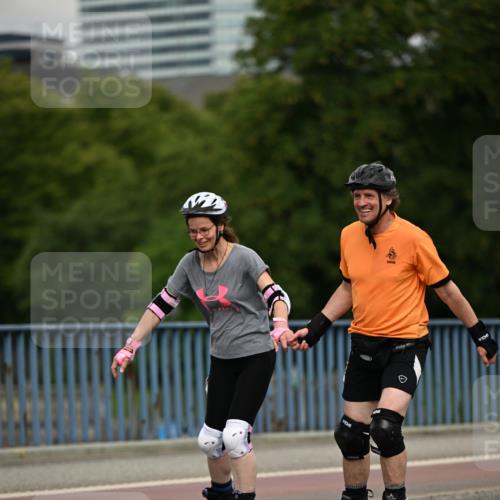 29.06.2025 - hella hamburg halbmarathon Dr. Thomas Lammeyer http://msf.ph/oto/8146124 29.06.2025 09:15:27 Kennedybrücke  meine-sportfotos.de