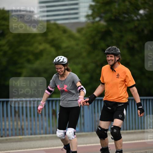29.06.2025 - hella hamburg halbmarathon Dr. Thomas Lammeyer http://msf.ph/oto/8146129 29.06.2025 09:15:27 Kennedybrücke  meine-sportfotos.de