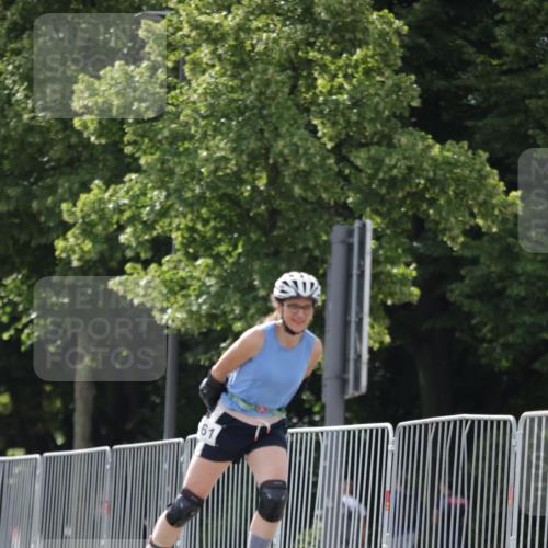 29.06.2025 - hella hamburg halbmarathon Jannik Wohlers http://msf.ph/oto/8146134 29.06.2025 09:09:01 Lombardsbrücke  meine-sportfotos.de