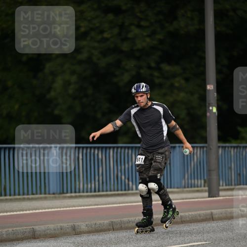 29.06.2025 - hella hamburg halbmarathon Dr. Thomas Lammeyer http://msf.ph/oto/8146143 29.06.2025 09:15:53 Kennedybrücke  meine-sportfotos.de